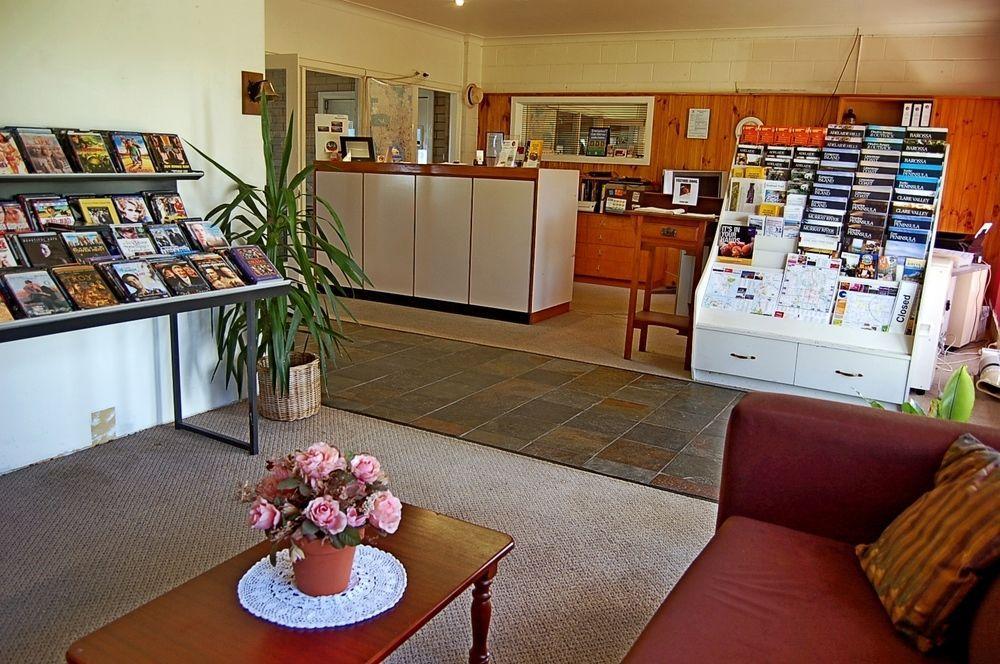 Meningie Waterfront Motel Екстер'єр фото